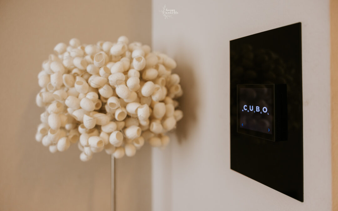 The Future of Hotel Stays: How Technology Creates a Seamless Guest Experience